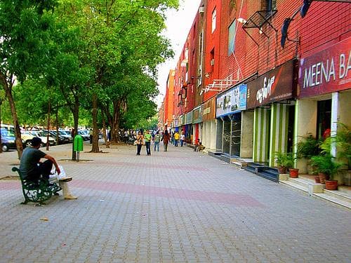 Cleaners in Chandigarh Road
