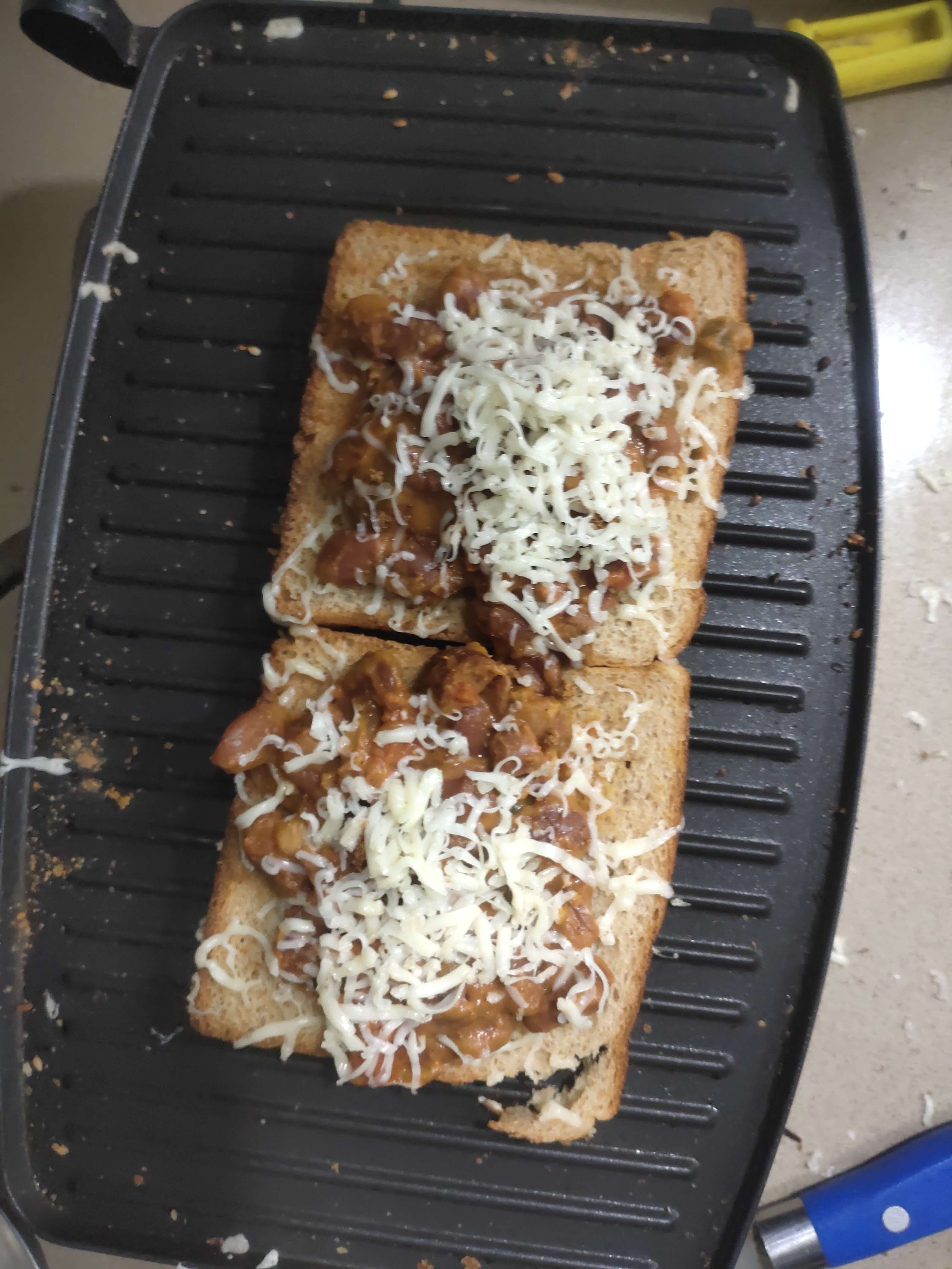 Tasty Baked Beans on Toast  cooked by COOX chefs cooks during occasions parties events at home