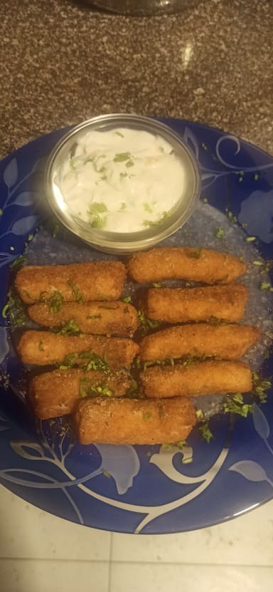 Tasty Fish Fingers cooked by COOX chefs cooks during occasions parties events at home