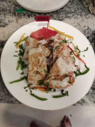 Tasty Chicken Quesadillas cooked by COOX chefs cooks during occasions parties events at home