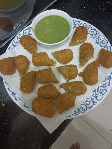 Tasty Veg Cutlets cooked by COOX chefs cooks during occasions parties events at home