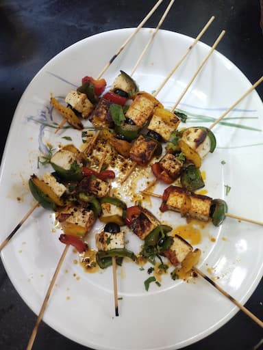 Delicious Paneer Shashlik prepared by COOX