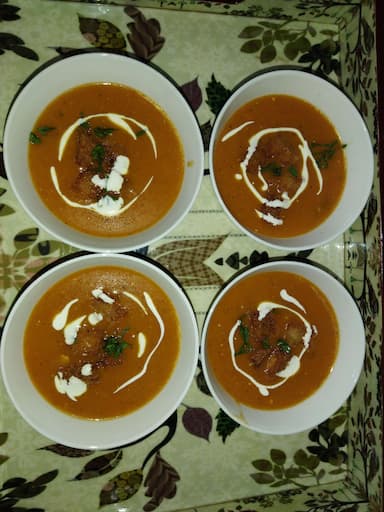 Tasty Tomato Basil Soup cooked by COOX chefs cooks during occasions parties events at home