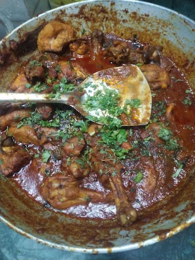 Tasty Kadhai Chicken cooked by COOX chefs cooks during occasions parties events at home