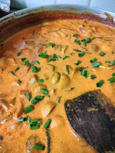 Tasty Mushroom do Pyaza cooked by COOX chefs cooks during occasions parties events at home