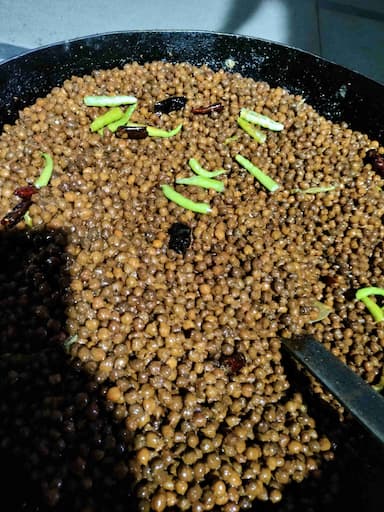 Tasty Kala Chana (Dry) cooked by COOX chefs cooks during occasions parties events at home