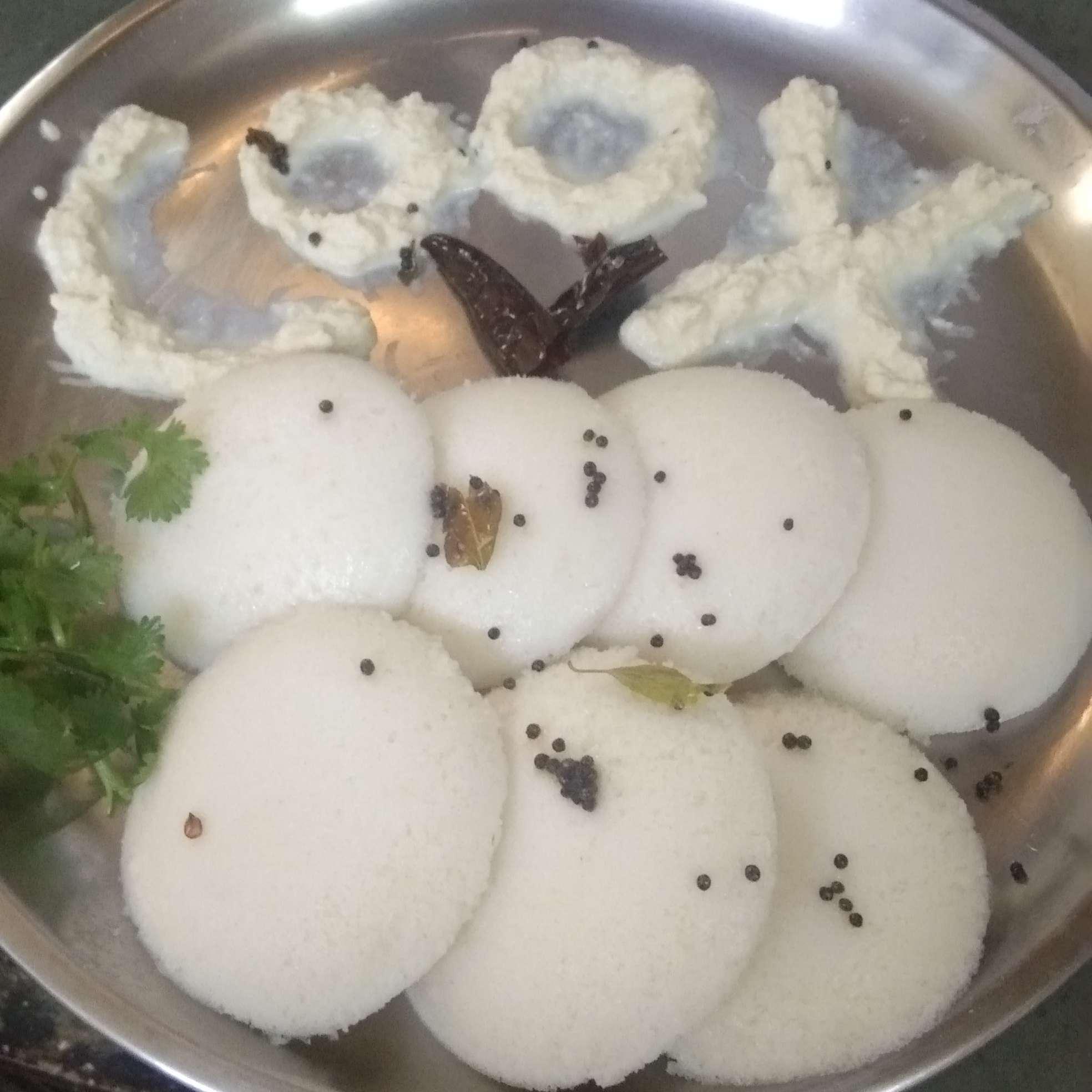 Tasty Plain Idli cooked by COOX chefs cooks during occasions parties events at home