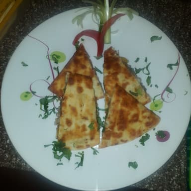 Tasty Veg Quesadillas cooked by COOX chefs cooks during occasions parties events at home