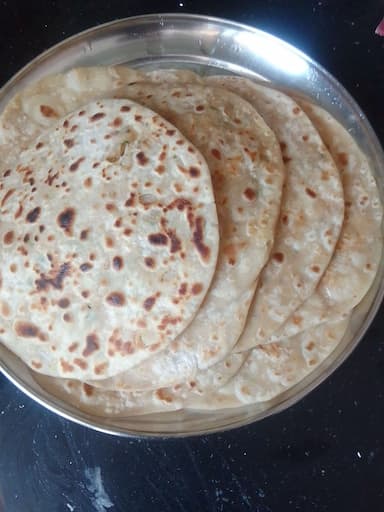 Tasty Kulcha cooked by COOX chefs cooks during occasions parties events at home