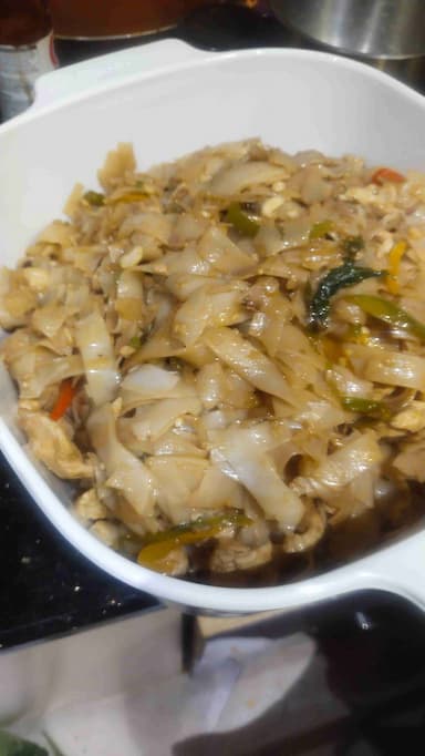 Tasty Pad Thai Noodles cooked by COOX chefs cooks during occasions parties events at home