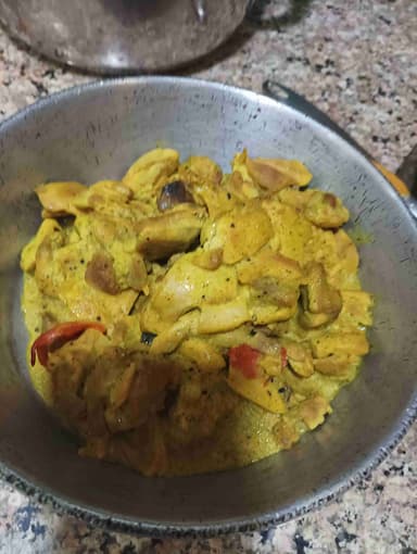 Tasty Lemon Chicken cooked by COOX chefs cooks during occasions parties events at home