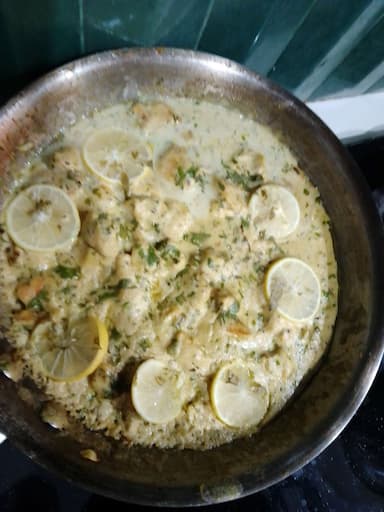 Tasty Lemon Chicken cooked by COOX chefs cooks during occasions parties events at home