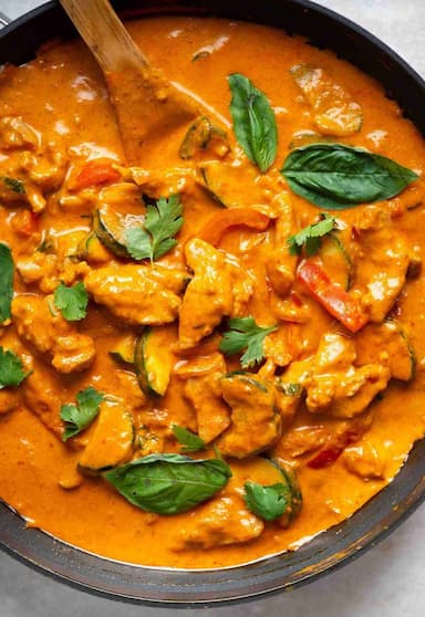 Tasty Red Thai Chicken Curry cooked by COOX chefs cooks during occasions parties events at home