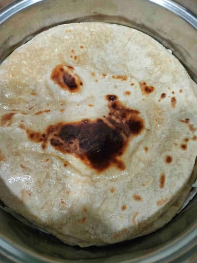 Tasty Kulcha cooked by COOX chefs cooks during occasions parties events at home