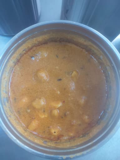 Tasty Kaju Curry cooked by COOX chefs cooks during occasions parties events at home