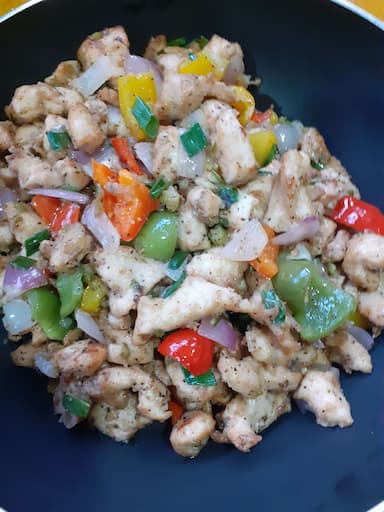 Tasty Chicken Salt and Pepper cooked by COOX chefs cooks during occasions parties events at home