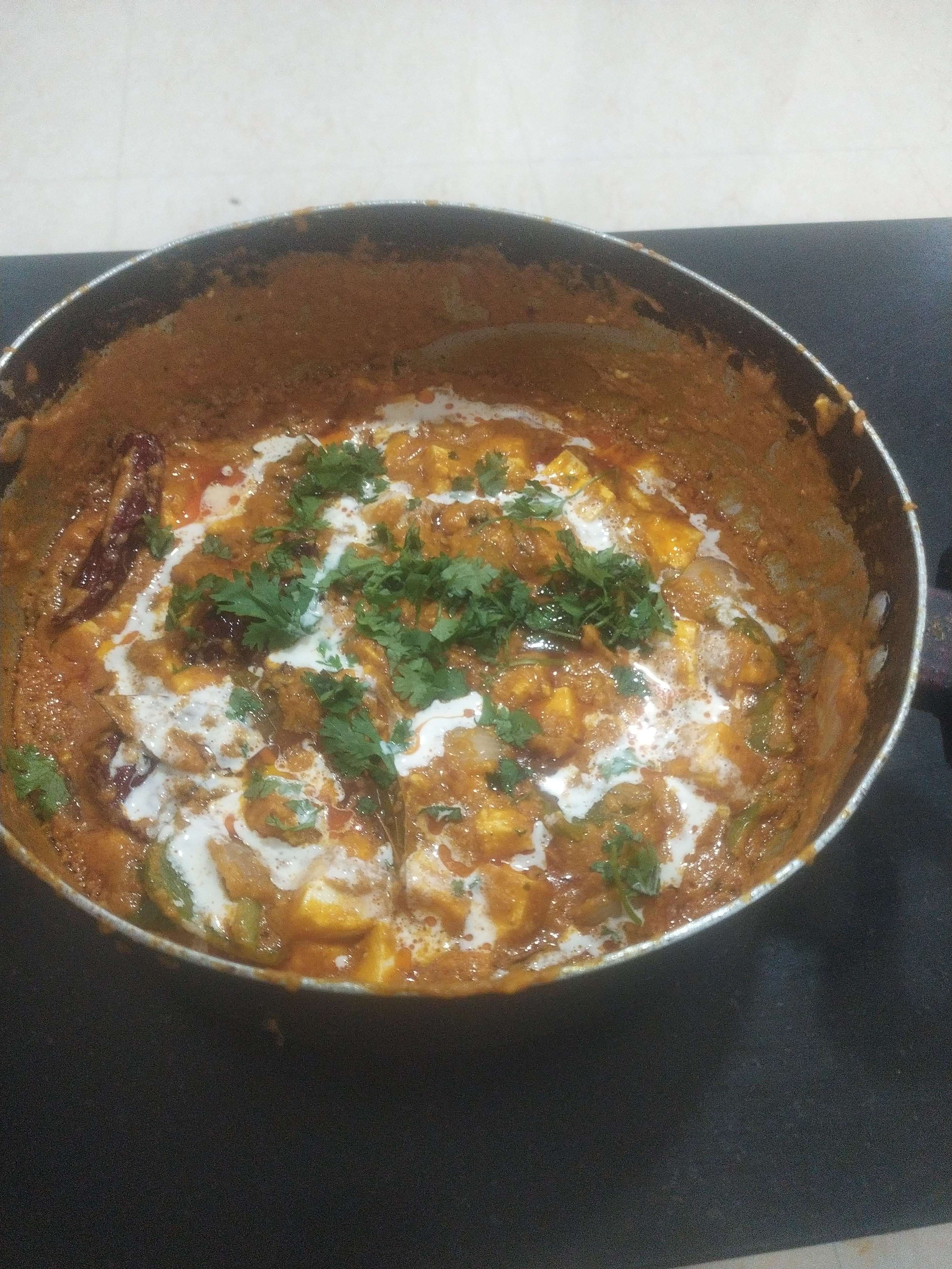 Tasty Kadhai Paneer cooked by COOX chefs cooks during occasions parties events at home