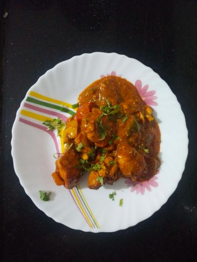 Delicious Kadhai Chicken prepared by COOX