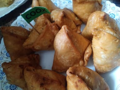 Delicious Samosa prepared by COOX