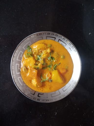 Delicious Red Thai Curry prepared by COOX