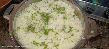 Delicious Burnt Garlic Rice prepared by COOX