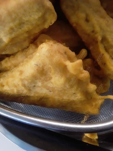 Delicious Bread Pakode prepared by COOX
