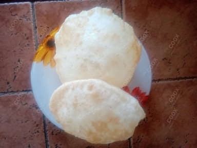 Delicious Chana Bhatura prepared by COOX