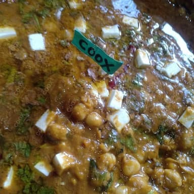 Delicious Chole Masala prepared by COOX