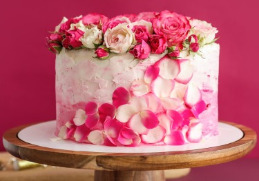 BIRTHDAY PARTY WOMEN CAKE 18