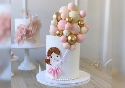 BIRTHDAY PARTY WOMEN CAKE 37