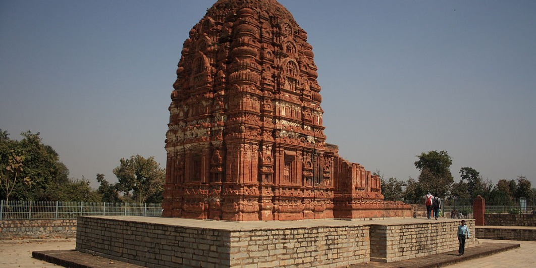 Waiters in Chhattisgarh