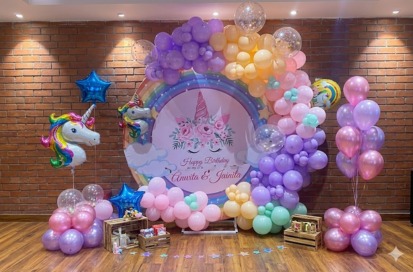 Unicorn With Balloon Decoration