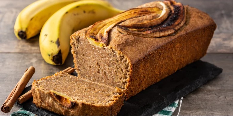 Singer for National Banana Bread Day at Home