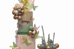 Anniversary cake 35