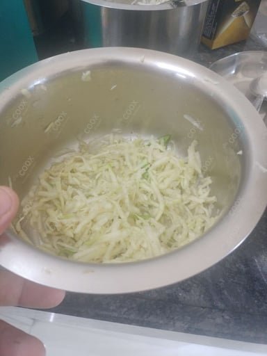 Tasty Papaya Salad cooked by COOX chefs cooks during occasions parties events at home