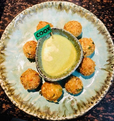 Tasty Fried Cheese Balls cooked by COOX chefs cooks during occasions parties events at home