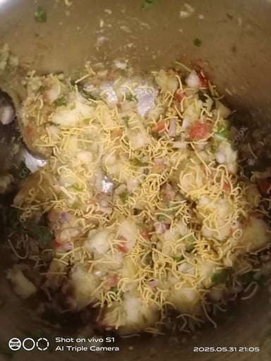 Tasty Aloo Chaat cooked by COOX chefs cooks during occasions parties events at home
