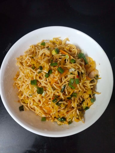 Tasty Chicken Hakka Noodles cooked by COOX chefs cooks during occasions parties events at home