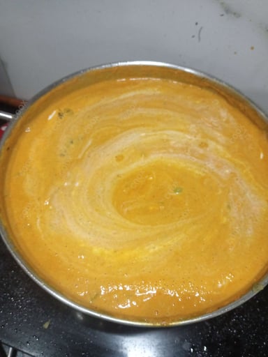 Tasty Vegetable Makhani cooked by COOX chefs cooks during occasions parties events at home