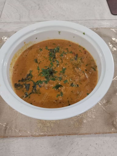 Tasty Red Thai Chicken Curry cooked by COOX chefs cooks during occasions parties events at home