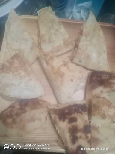 Tasty Chicken Quesadillas cooked by COOX chefs cooks during occasions parties events at home