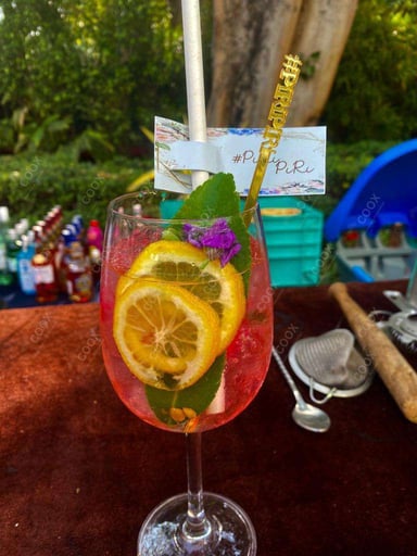Tasty Strawberry Daiquiri  cooked by COOX chefs cooks during occasions parties events at home