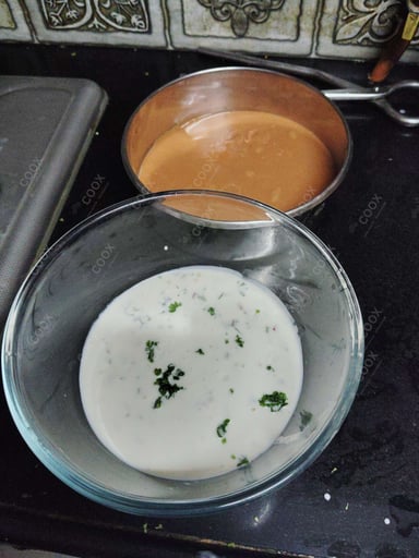 Tasty Yogurt Parsley Dip cooked by COOX chefs cooks during occasions parties events at home
