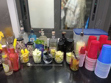 Tasty Gimlet cooked by COOX chefs cooks during occasions parties events at home