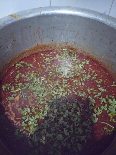 Tasty Chicken Curry cooked by COOX chefs cooks during occasions parties events at home