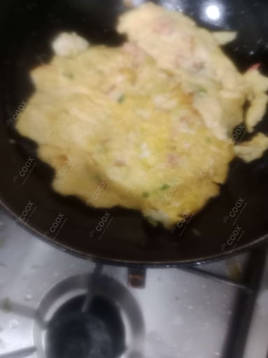 Tasty Omelette cooked by COOX chefs cooks during occasions parties events at home