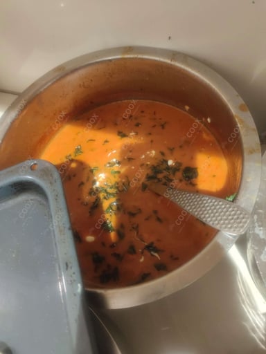 Tasty Red Thai Chicken Curry cooked by COOX chefs cooks during occasions parties events at home