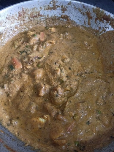 Tasty Vegetable Makhani cooked by COOX chefs cooks during occasions parties events at home