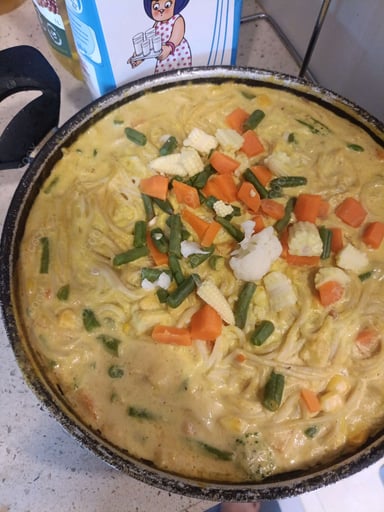 Tasty Khow Suey cooked by COOX chefs cooks during occasions parties events at home