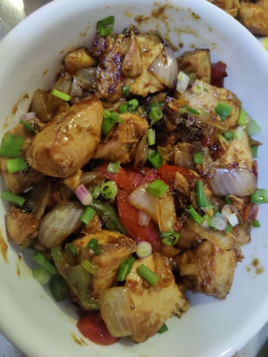 Tasty Chicken in Black Bean Sauce cooked by COOX chefs cooks during occasions parties events at home